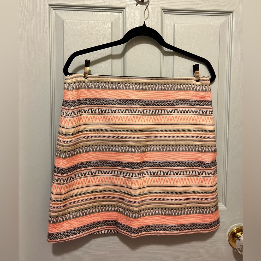 Loft Striped textured skirt Sz 8